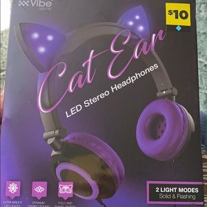 Kitty kat light up headphones